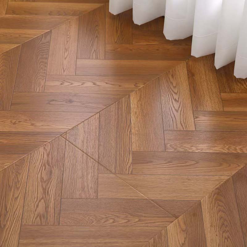 Heat Retaining Laminated Flooring AC5 for Cold Areas Living Room &amp; Hotel Use-Warmth Preservation Fire-Resistant Eco-Friendly