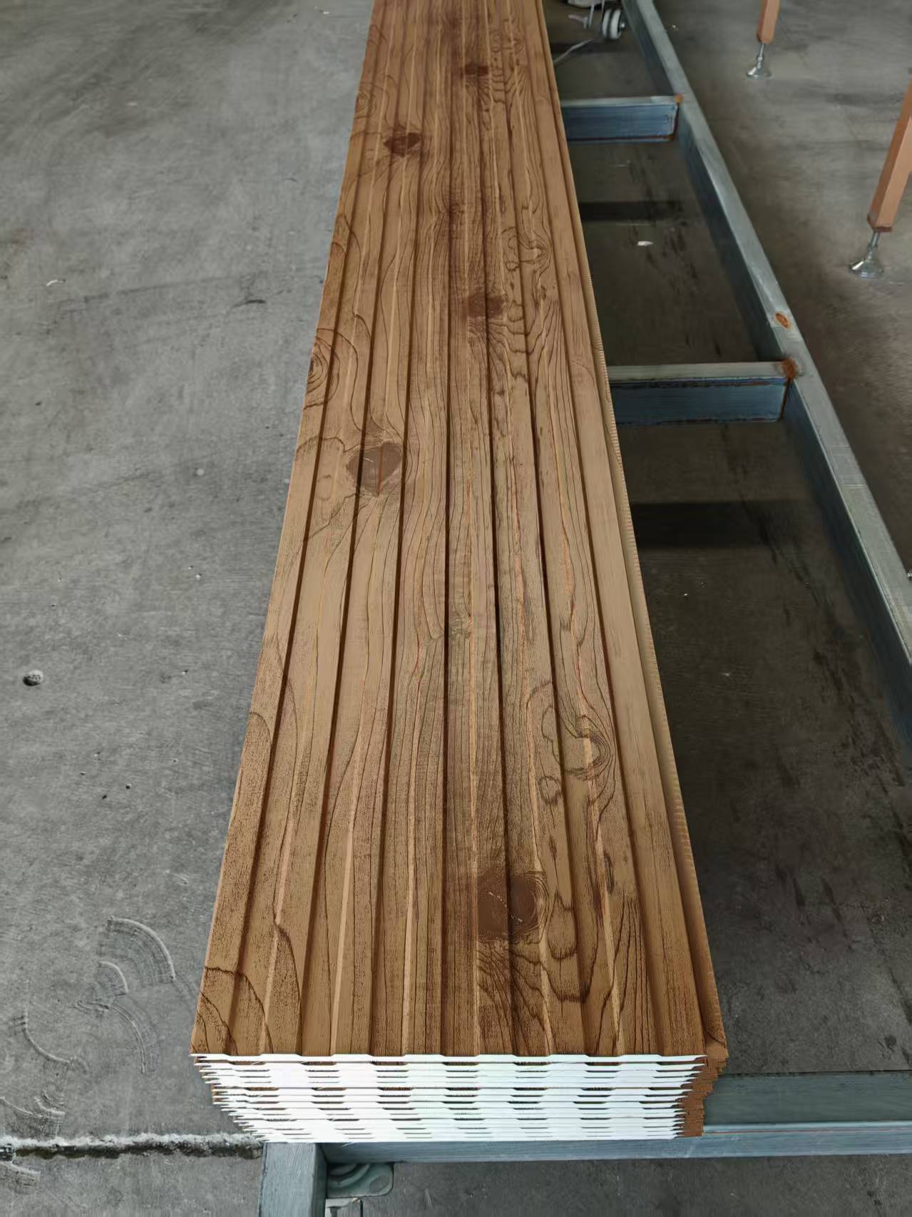 Factory Price Pu Polyurethane Exterior Wall Outdoor Cladding House Roof Thermal Insulated Sandwich Panels