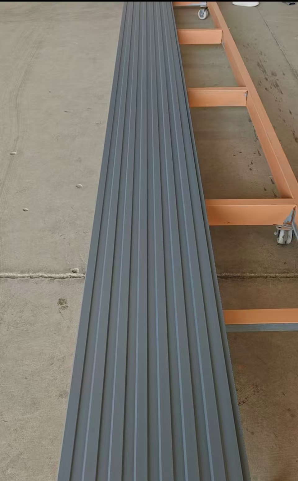 Factory Price Pu Polyurethane Exterior Wall Outdoor Cladding House Roof Thermal Insulated Sandwich Panels