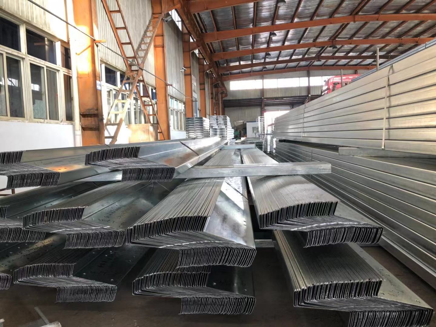 Competitive Wholesale Galvanized Z Purlin Steel, Anti-rust Z Channel Profile, Factory Direct Custom Length Z Type Roof Purlin