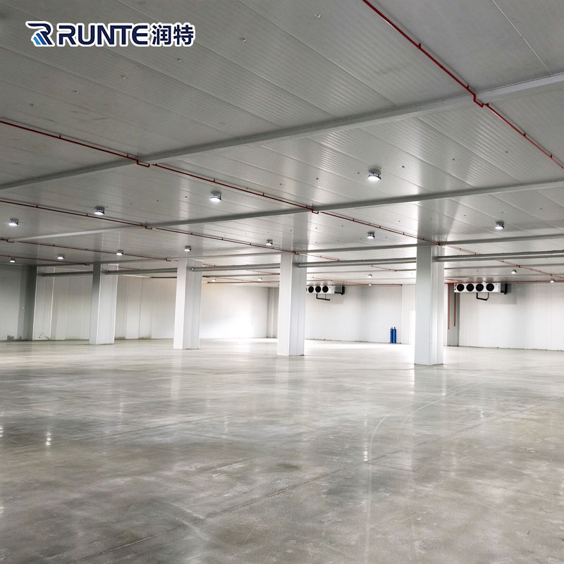 Commercial Large Walk in Cooler Cold Storage Room and Freezer Storage